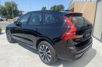 Volvo XC60 Plus Dark