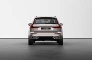 Volvo XC60 Plus Dark