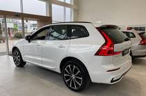 Volvo XC60 Plus Dark