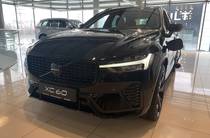 Volvo XC60 Plus Dark