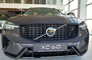 Volvo XC60 Ultimate Dark