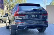 Volvo XC60 Plus Dark