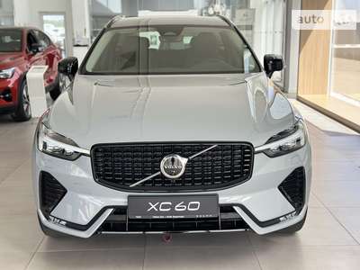 Volvo XC60 2024 Plus Dark