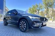 Volvo XC60 Plus Dark