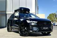 Volvo XC60 Plus Dark