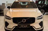 Volvo XC60 Plus Dark