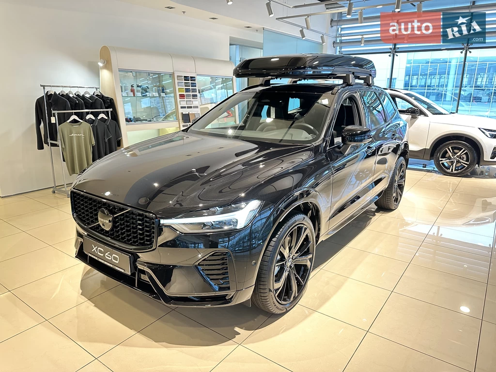 Volvo XC60 Plus Black Edition