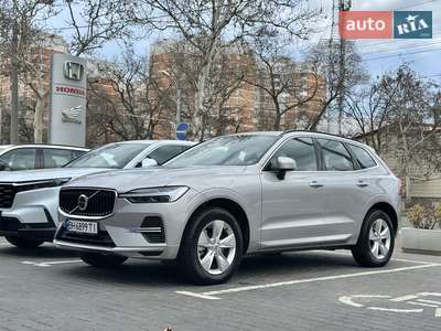 Volvo XC60 2023 Core