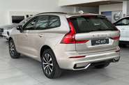 Volvo XC60 Plus Dark