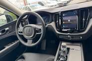 Volvo XC60 Plus Dark