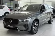 Volvo XC60 Plus Dark