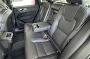 Volvo XC60 Plus Dark