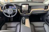 Volvo XC60 Plus Dark