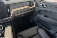 Volvo XC60 Plus Dark