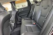 Volvo XC60 Plus Dark
