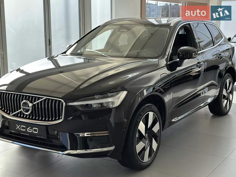 Volvo XC60 2025