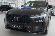 Volvo XC60 Plus Dark
