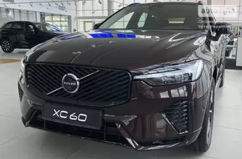 Volvo XC60 Plus Dark 2.0 Geartronic MHEV (250 к.с.) AWD Фото 3