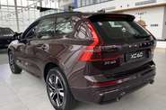 Volvo XC60 Plus Dark