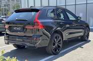 Volvo XC60 Plus Black Edition