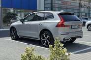 Volvo XC60 Ultra Dark