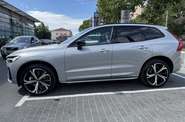 Volvo XC60 Ultra Dark