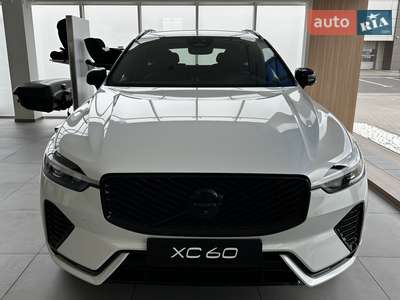 Volvo XC60 Plus Black Edition 2.0 Geartronic MHEV (250 к.с.) 2025