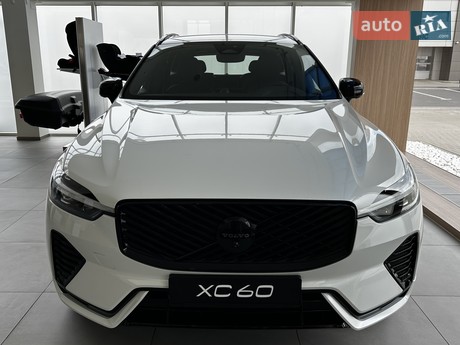 Volvo XC60 2025