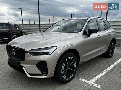 Volvo XC60 2025 Ultra Dark