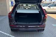 Volvo XC60 Plus Dark