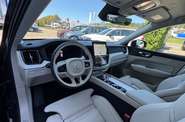 Volvo XC60 Plus Dark