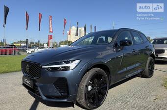 Volvo XC60 2025 Plus Black Edition