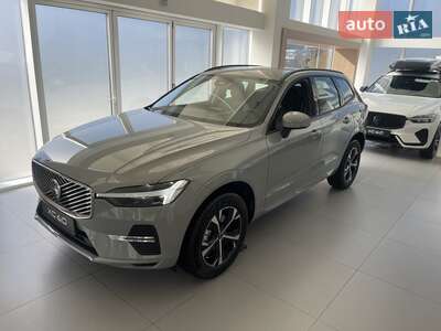 Volvo XC60 2025 Core