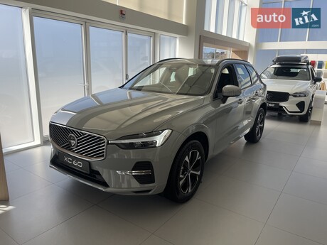 Volvo XC60 2025