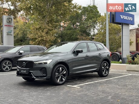 Volvo XC60 2025