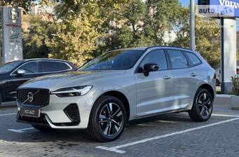 Volvo XC60 2025 Plus Dark