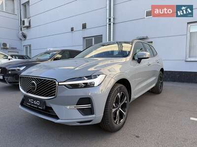 Volvo XC60 2025 Core