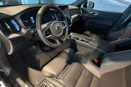 Volvo XC60 Plus Black Edition