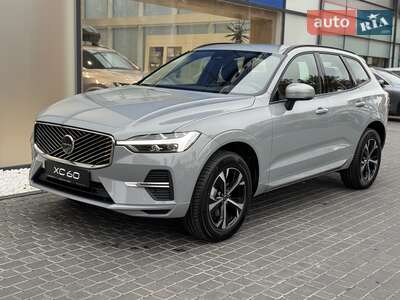 Volvo XC60 2025 Core