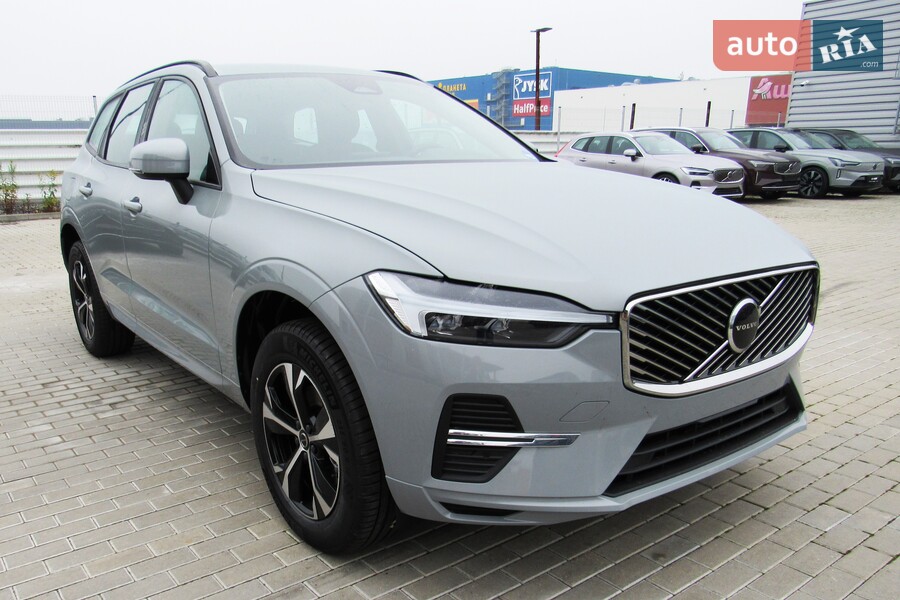 Volvo XC60 - фото 1