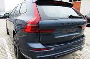 Volvo XC60 Plus Black Edition