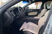 Volvo XC60 Core