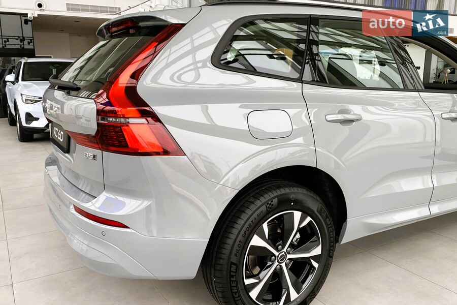 Volvo XC60 - фото 9