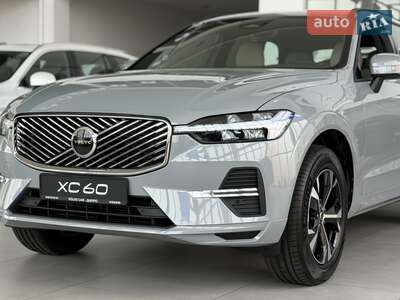 Volvo XC60 2025 Core