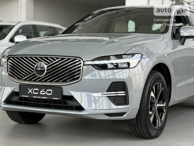 Volvo XC60 2025