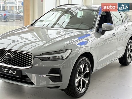 Volvo XC60 2025