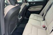 Volvo XC60 Plus Dark