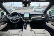 Volvo XC60 Plus Dark