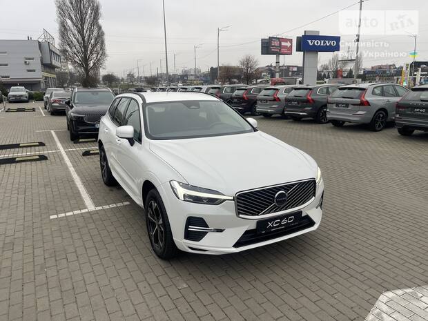 Volvo XC60 2025