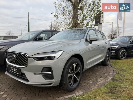 Volvo XC60 2025